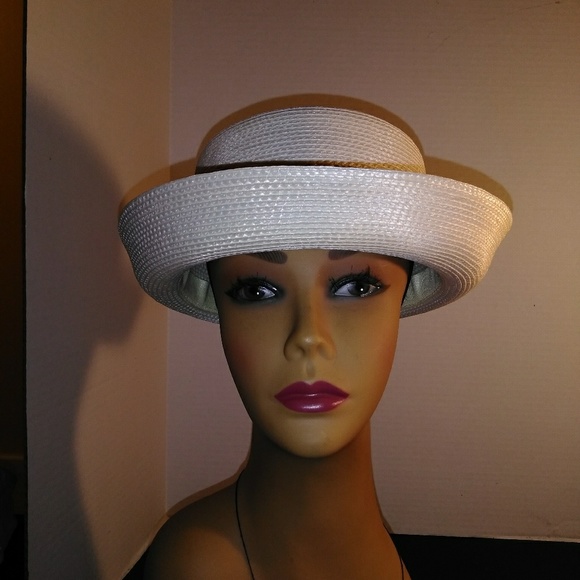 Hat - Picture 3 of 3